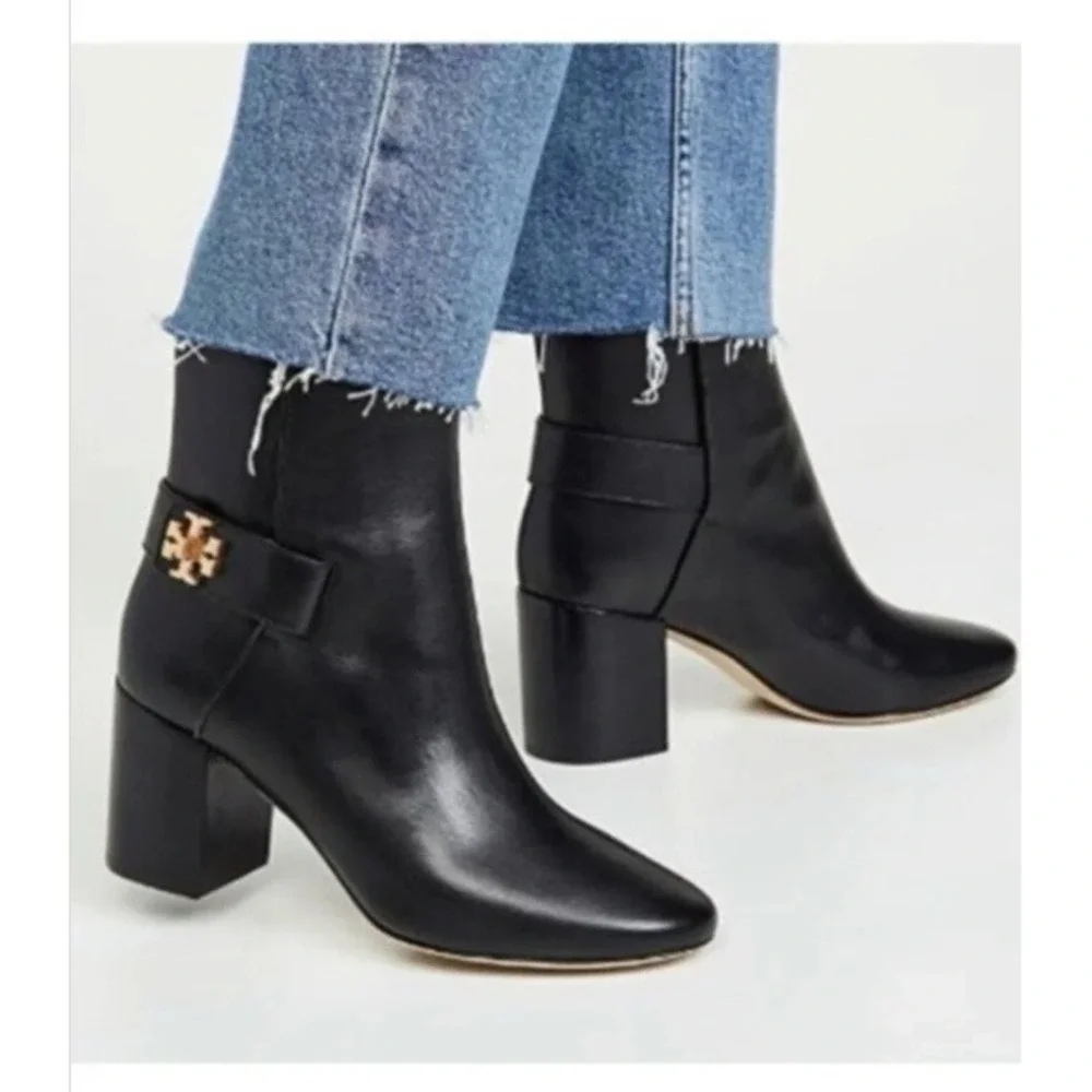Tory Burch Kira Boots Womens 9M Black Leather Block Heel Gold Minimalist Luxury